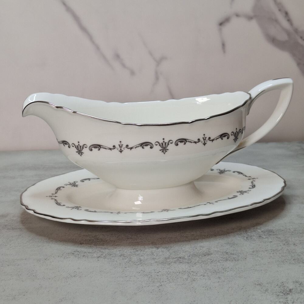 Vintage Royal Worcester SILVER CHANTILLY Gravy Boat With Attached Tray England